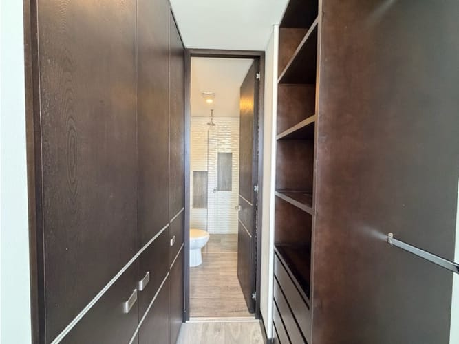 Apartaestudio en venta en Los Cedros, Bogotá, 49 m² · foto 15 de 19