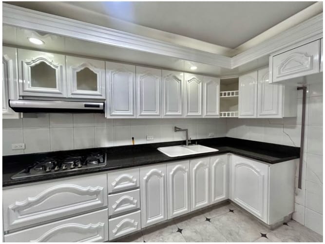 Apartamento de 3 alcobas en venta en El Tesoro, Medellín, 165 m² · foto 10 de 24