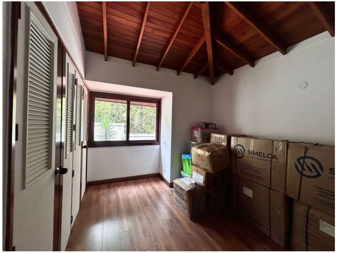 Apartamento de 3 alcobas en venta en El Tesoro, Medellín, 165 m² · foto 12 de 24