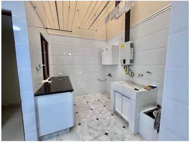 Apartamento de 3 alcobas en venta en El Tesoro, Medellín, 165 m² · foto 20 de 24