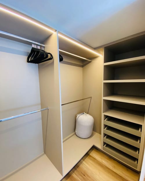 Apartamento de 1 alcoba en venta en Chico Norte, Bogotá, 37 m² · foto 9 de 11
