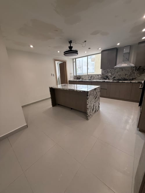 Apartamento de 3 alcobas en venta en Altos Del Prado, Barranquilla, 260 m² · foto 4 de 21
