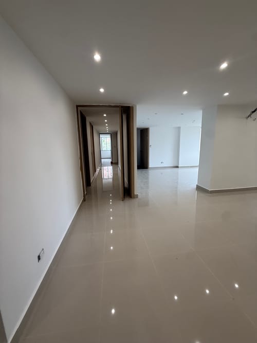 Apartamento de 3 alcobas en venta en Altos Del Prado, Barranquilla, 260 m² · foto 7 de 21