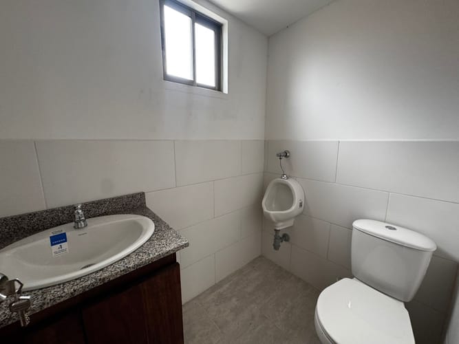 Bodega en arriendo en La Tablaza, La Estrella, 825 m² · foto 2 de 20