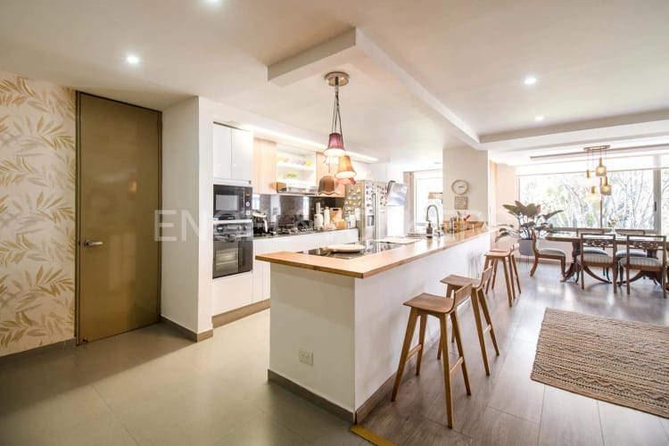 Apartamento de 3 alcobas en venta en Santa Bibiana, Bogotá, 192 m² · foto 4 de 16