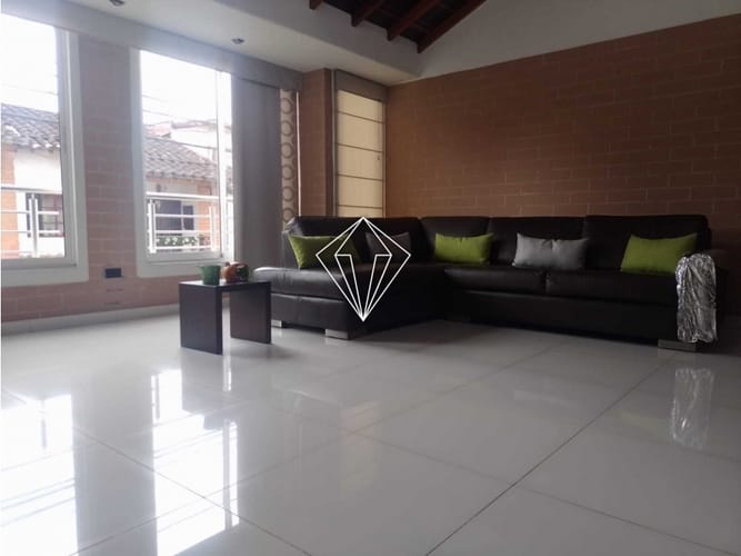 Casa de 3 alcobas en venta en La Ceja, 160 m² · foto 4 de 24