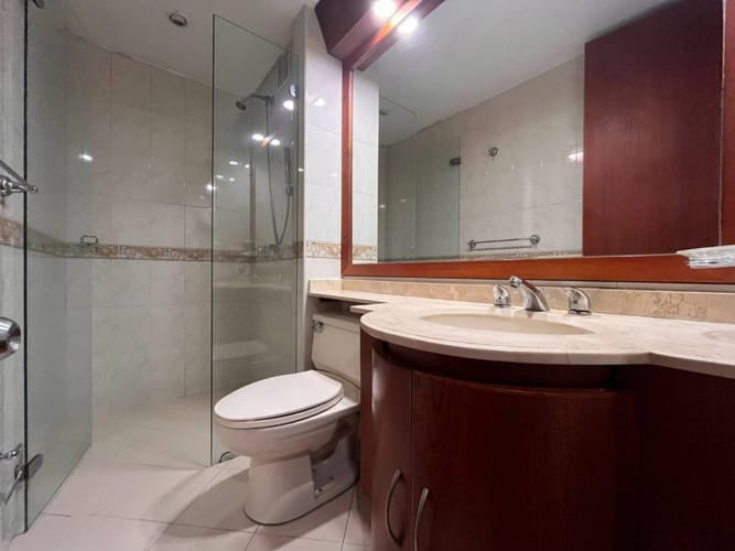 Apartamento de 3 alcobas en arriendo en Chicó Navarra, Bogotá, 106 m² · foto 13 de 18