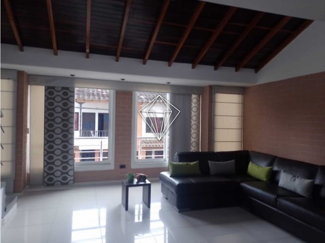 Casa de 3 alcobas en venta en La Ceja, 160 m² · foto 5 de 24