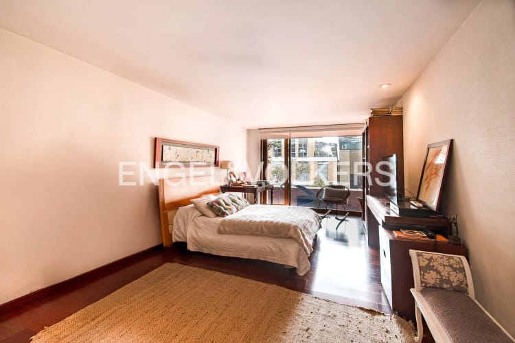 Apartamento en venta en Los Rosales, Bogotá · foto 10 de 19