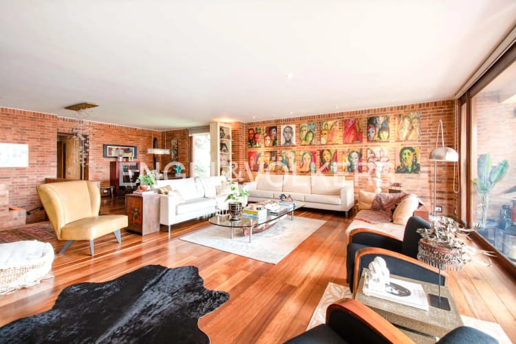 Apartamento en venta en Los Rosales, Bogotá · foto 2 de 19