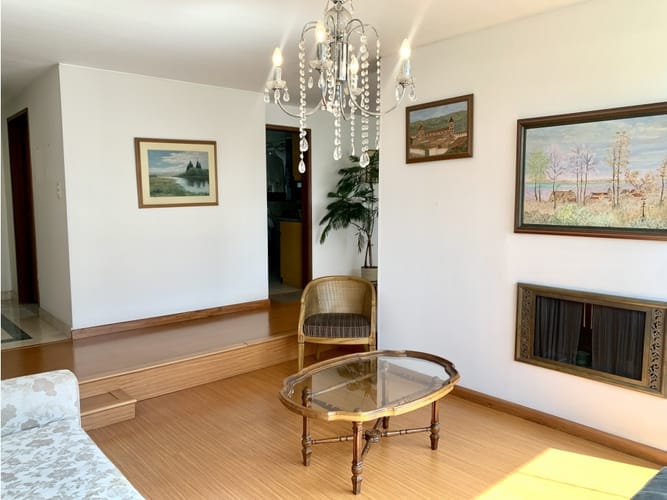 Apartamento en venta en Santa Barbara, Bogotá · foto 2 de 19