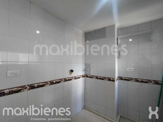 Apartamento de 2 alcobas en arriendo en El Chagualo, Medellín, 65 m² · foto 6 de 12