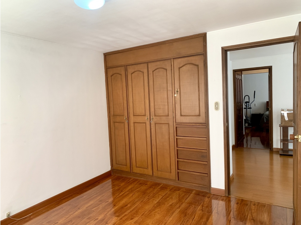 Apartamento en venta en Santa Barbara, Bogotá · foto 11 de 19