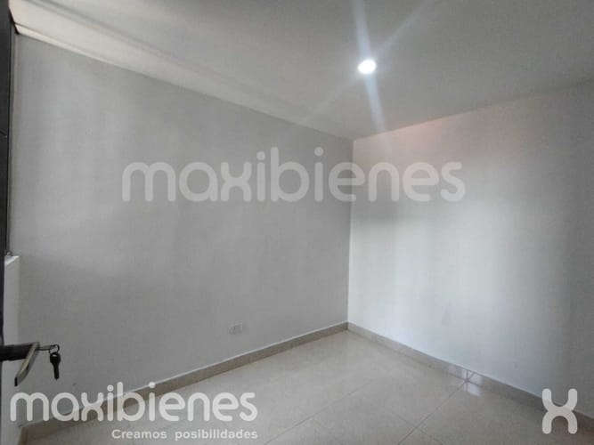 Apartamento de 2 alcobas en arriendo en El Chagualo, Medellín, 65 m² · foto 9 de 12