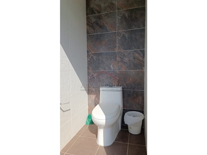 Casa de 5 alcobas en venta en Carmen De Bulira, Ibagué, 600 m² · foto 23 de 24