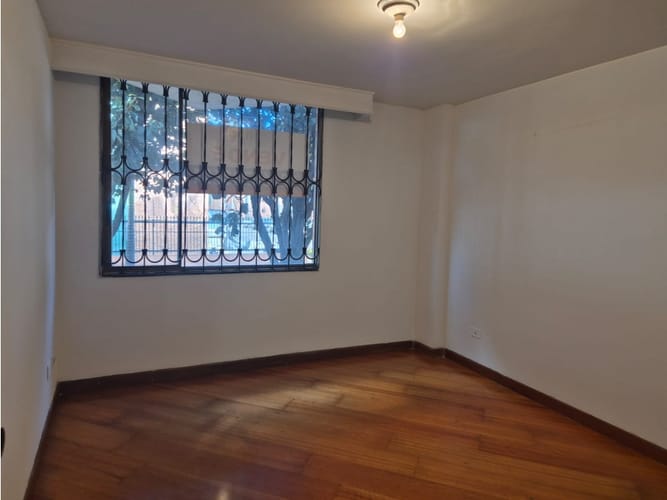 Apartamento de 3 alcobas en venta en Modelia Occidental, Bogotá, 68 m² · foto 7 de 8