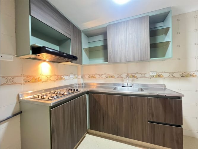 Apartaestudio en arriendo en San Jose, Medellín, 95 m² · foto 3 de 19