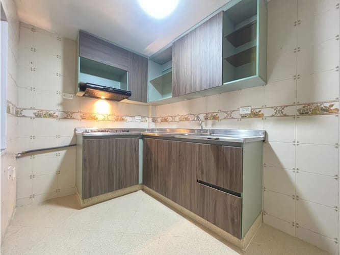 Apartaestudio en arriendo en San Jose, Medellín, 95 m² · foto 4 de 19
