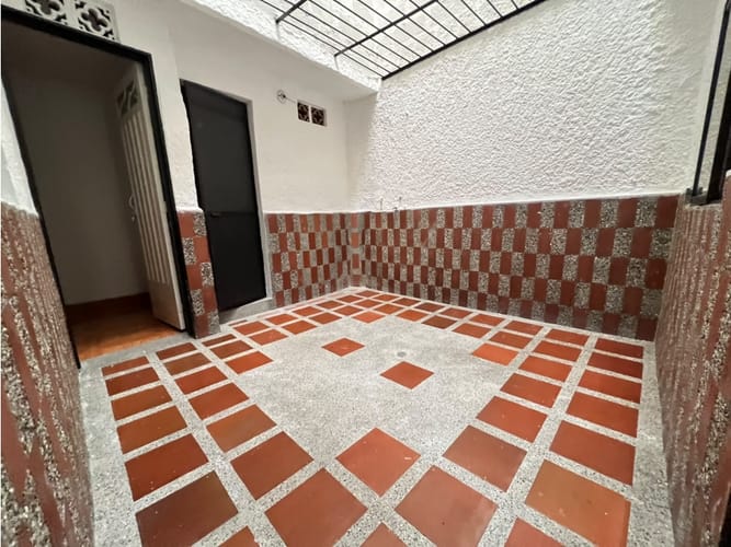 Apartaestudio en arriendo en San Jose, Medellín, 95 m² · foto 9 de 19