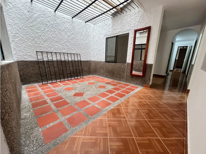 Apartaestudio en arriendo en San Jose, Medellín, 95 m² · foto 10 de 19