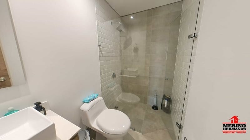 Apartamento de 2 alcobas en arriendo en El Poblado, Medellín, 85 m² · foto 18 de 20
