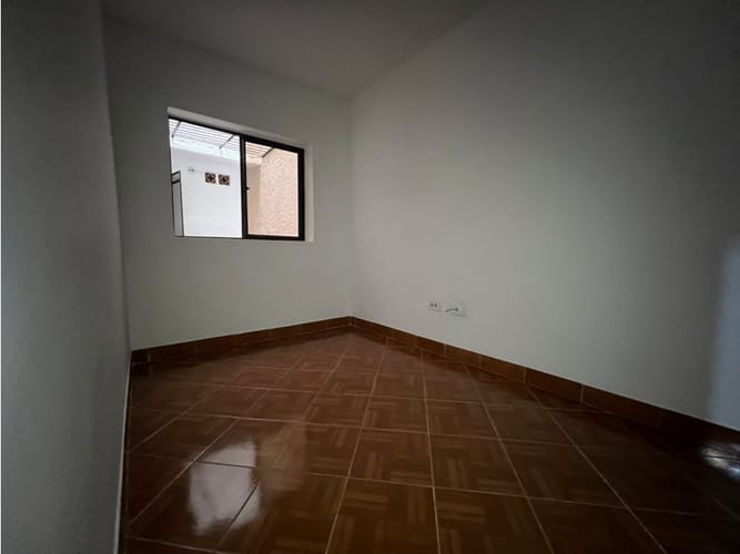 Apartaestudio en arriendo en San Jose, Medellín, 95 m² · foto 12 de 19
