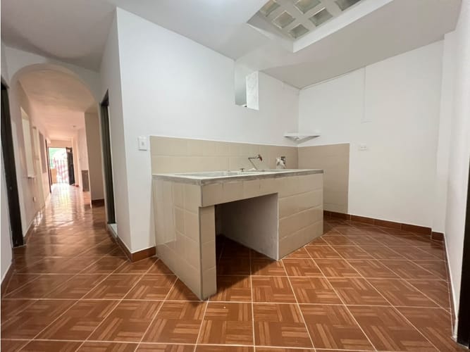Apartaestudio en arriendo en San Jose, Medellín, 95 m² · foto 15 de 19
