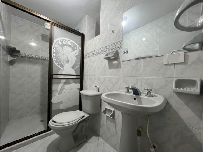 Apartaestudio en arriendo en San Jose, Medellín, 95 m² · foto 17 de 19
