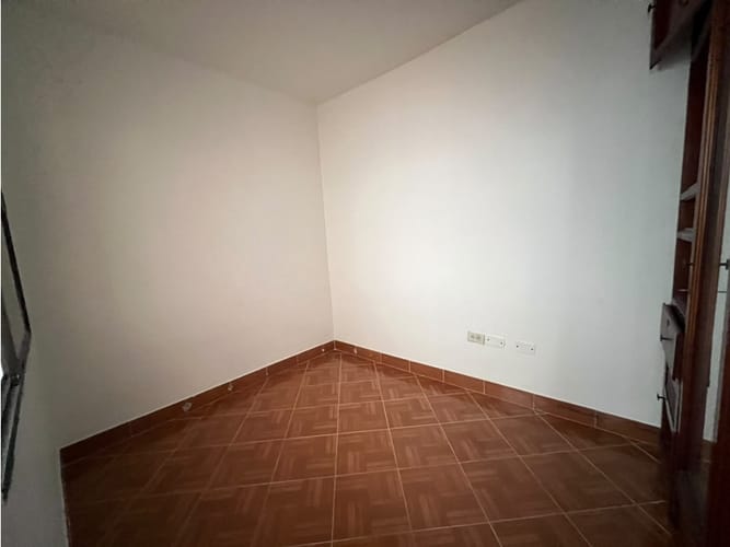 Apartaestudio en arriendo en San Jose, Medellín, 95 m² · foto 18 de 19