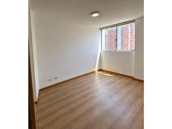Apartamento de 3 alcobas en arriendo en Suramérica, Itagüí, 60 m² · foto 6 de 15