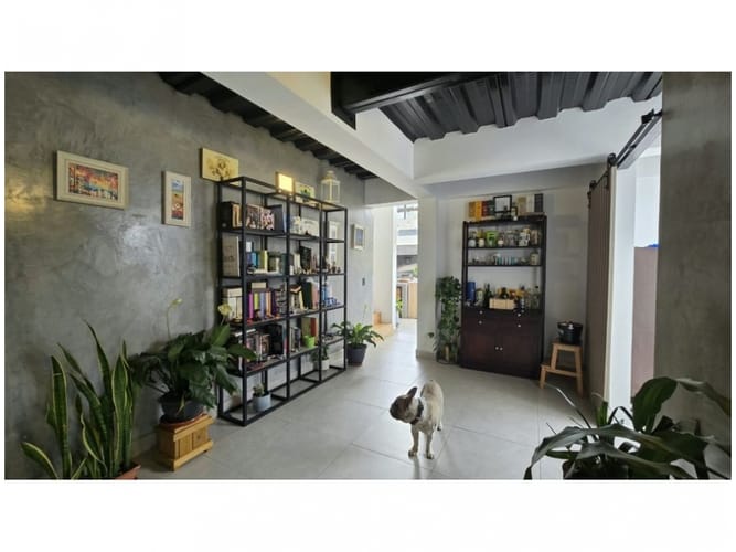 Casa de 6 alcobas en venta en Pantanillo, Envigado, 325 m² · foto 12 de 24