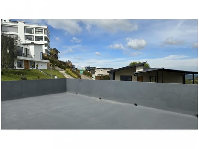 Casa de 6 alcobas en venta en Pantanillo, Envigado, 325 m² · foto 20 de 24