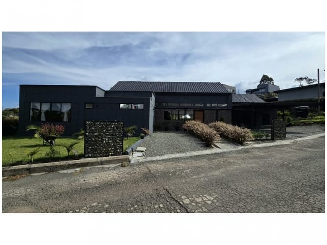 Casa de 6 alcobas en venta en Pantanillo, Envigado, 325 m² · foto 24 de 24