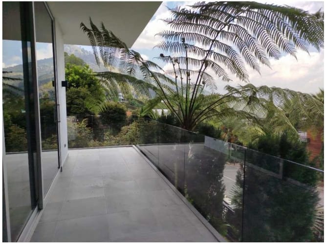 Apartamento de 4 alcobas en venta en San Lucas, Medellín, 1500 m² · foto 8 de 24