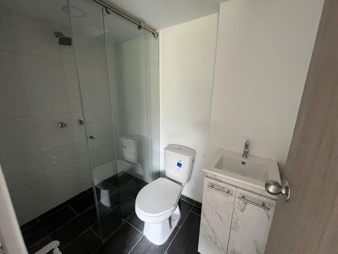 Apartamento de 2 alcobas en arriendo en San Antonio De Prado, Medellín, 44 m² · foto 2 de 16