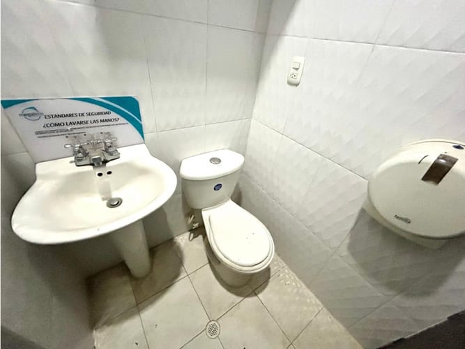 Bodega en arriendo en Nuevo Sotomayor, Bucaramanga, 350 m² · foto 4 de 24