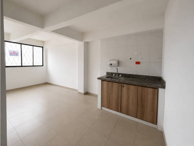 Bodega en arriendo en Nuevo Sotomayor, Bucaramanga, 350 m² · foto 7 de 24