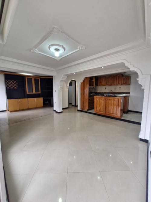 Apartamento de 2 alcobas en arriendo en Vía Las Palmas, Medellín, 76 m² · foto 5 de 24