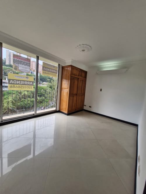 Apartamento de 2 alcobas en arriendo en Vía Las Palmas, Medellín, 76 m² · foto 16 de 24