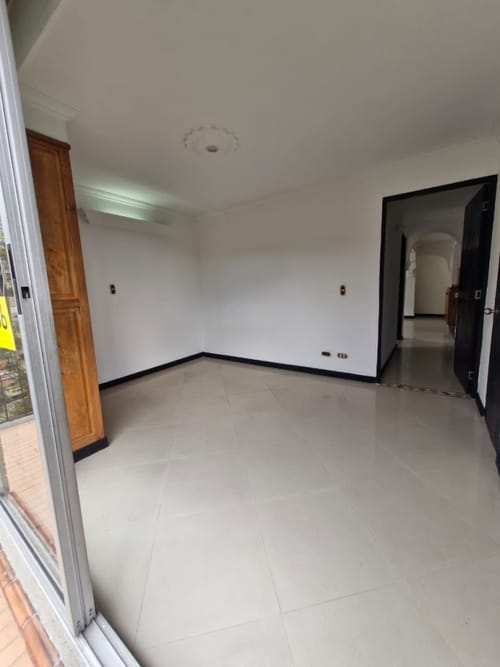 Apartamento de 2 alcobas en arriendo en Vía Las Palmas, Medellín, 76 m² · foto 19 de 24