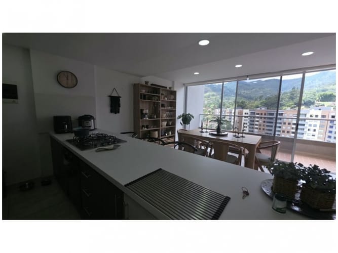 Apartamento de 4 alcobas en venta en Camino Verde, Envigado, 150 m² · foto 8 de 20