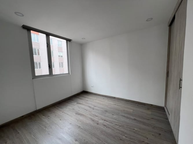 Apartaestudio en venta en El Dorado, Bogotá, 28 m² · foto 8 de 12
