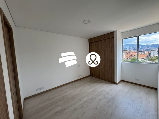 Apartamento de 2 alcobas en venta en Centro, Itagüí, 63 m² · foto 4 de 11