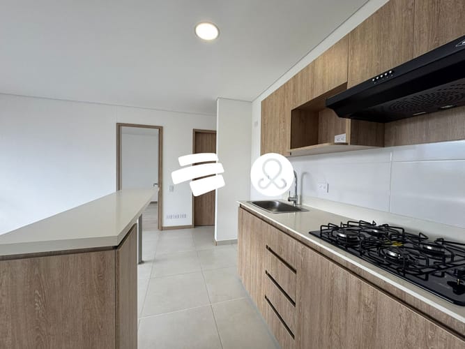Apartamento de 2 alcobas en venta en Centro, Itagüí, 63 m² · foto 5 de 11