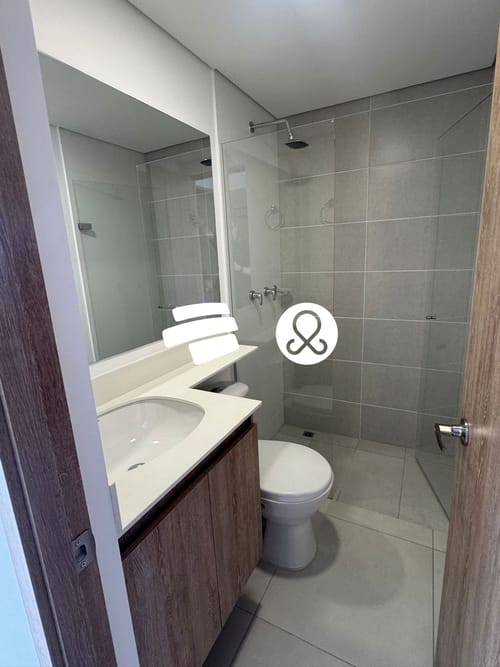 Apartamento de 2 alcobas en venta en Centro, Itagüí, 63 m² · foto 8 de 11