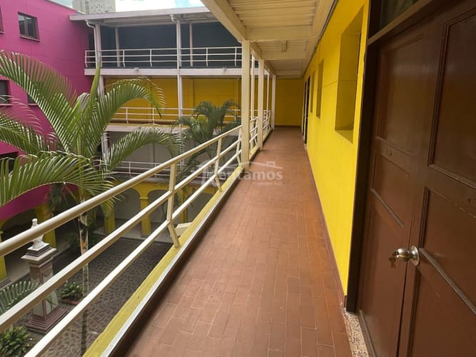 Bodega en arriendo en Boston, Medellín, 4000 m² · foto 16 de 20