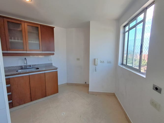 Apartamento de 3 alcobas en arriendo en Laureles, Medellín, 105 m² · foto 7 de 20