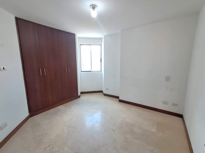 Apartamento de 3 alcobas en arriendo en Laureles, Medellín, 105 m² · foto 15 de 20