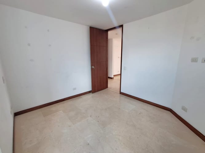 Apartamento de 3 alcobas en arriendo en Laureles, Medellín, 105 m² · foto 16 de 20