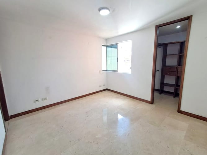 Apartamento de 3 alcobas en arriendo en Laureles, Medellín, 105 m² · foto 17 de 20